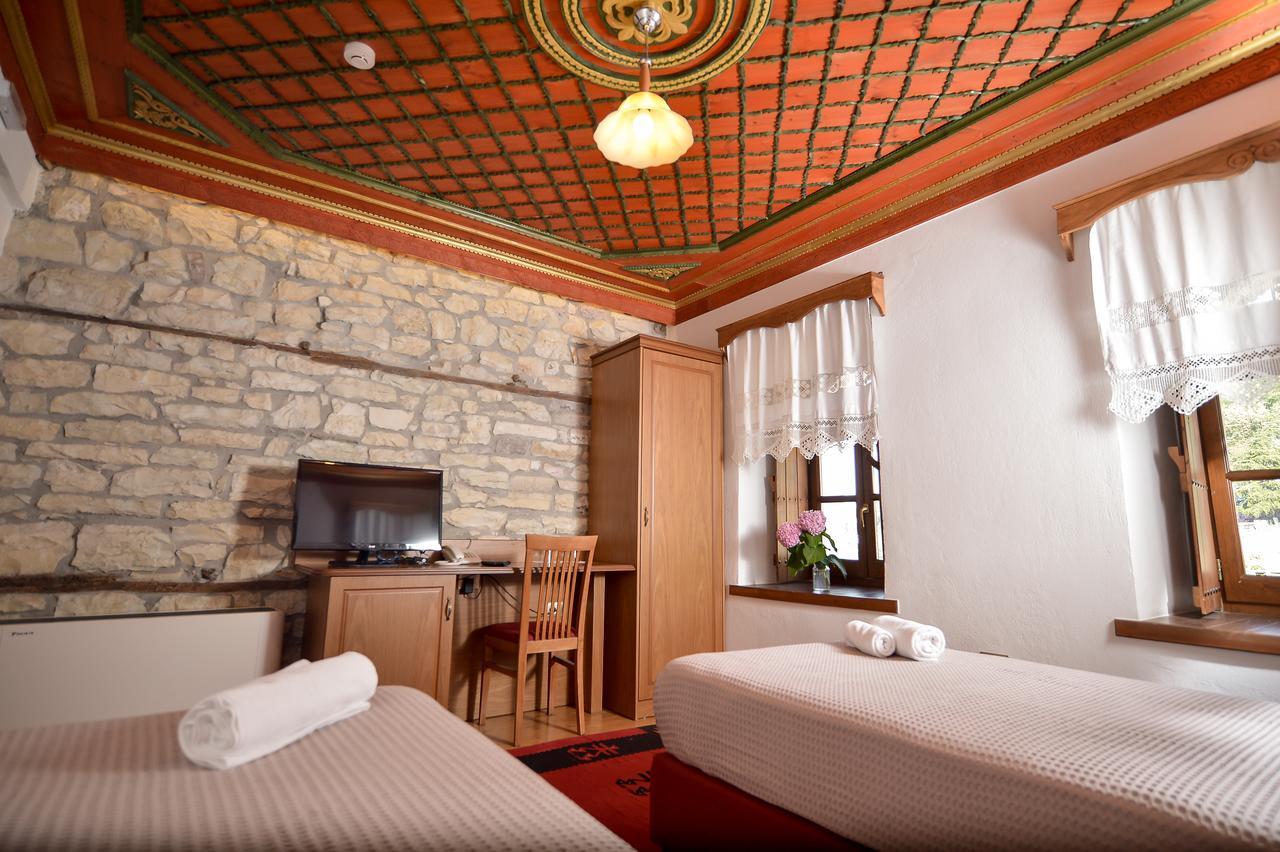 Hotel Kalemi 2 Гирокастра Экстерьер фото