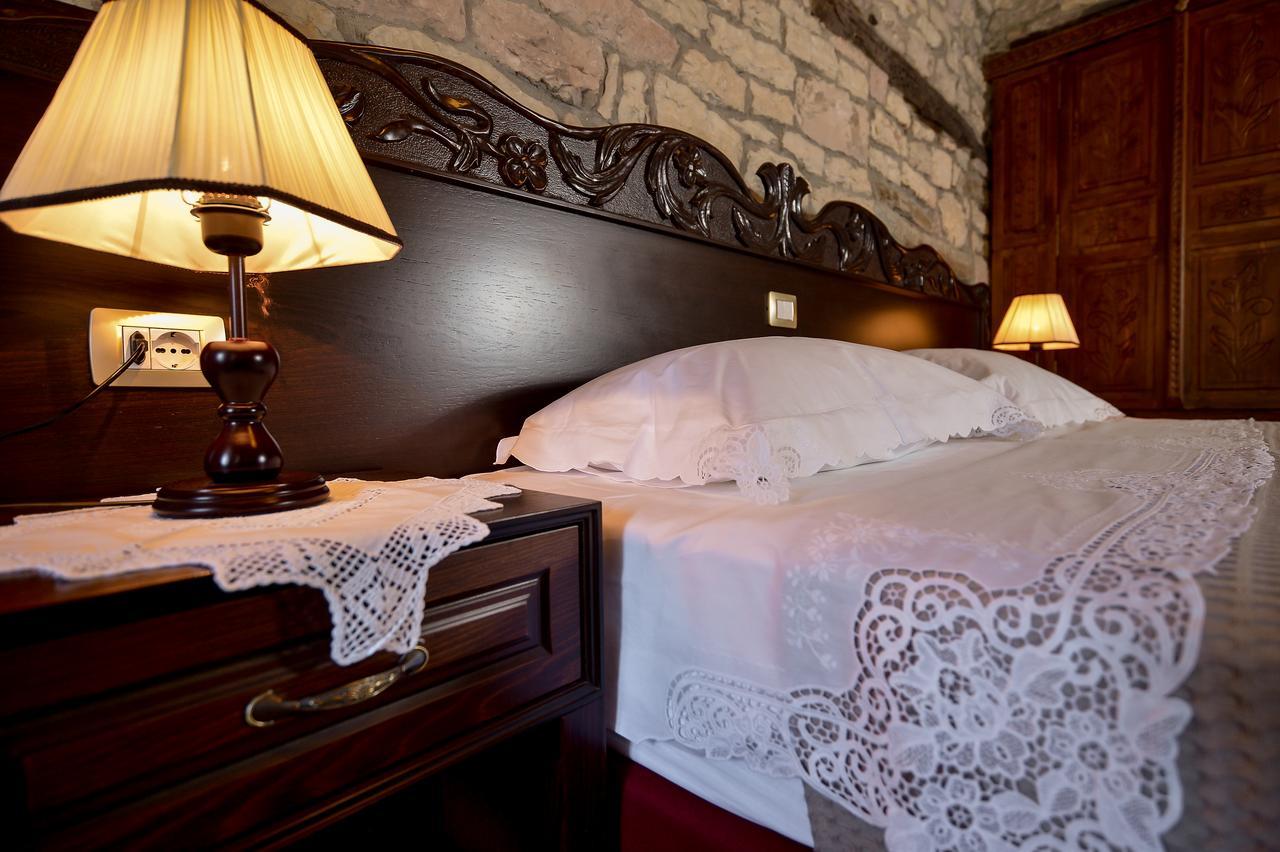 Hotel Kalemi 2 Гирокастра Экстерьер фото
